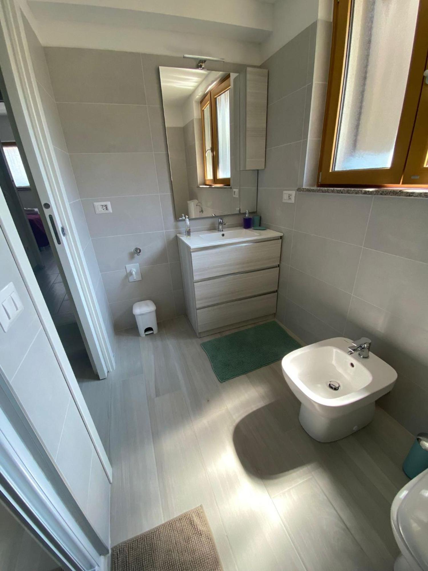 Corte 22 B&B E Appartamenti Borgomanero Pokoj fotografie